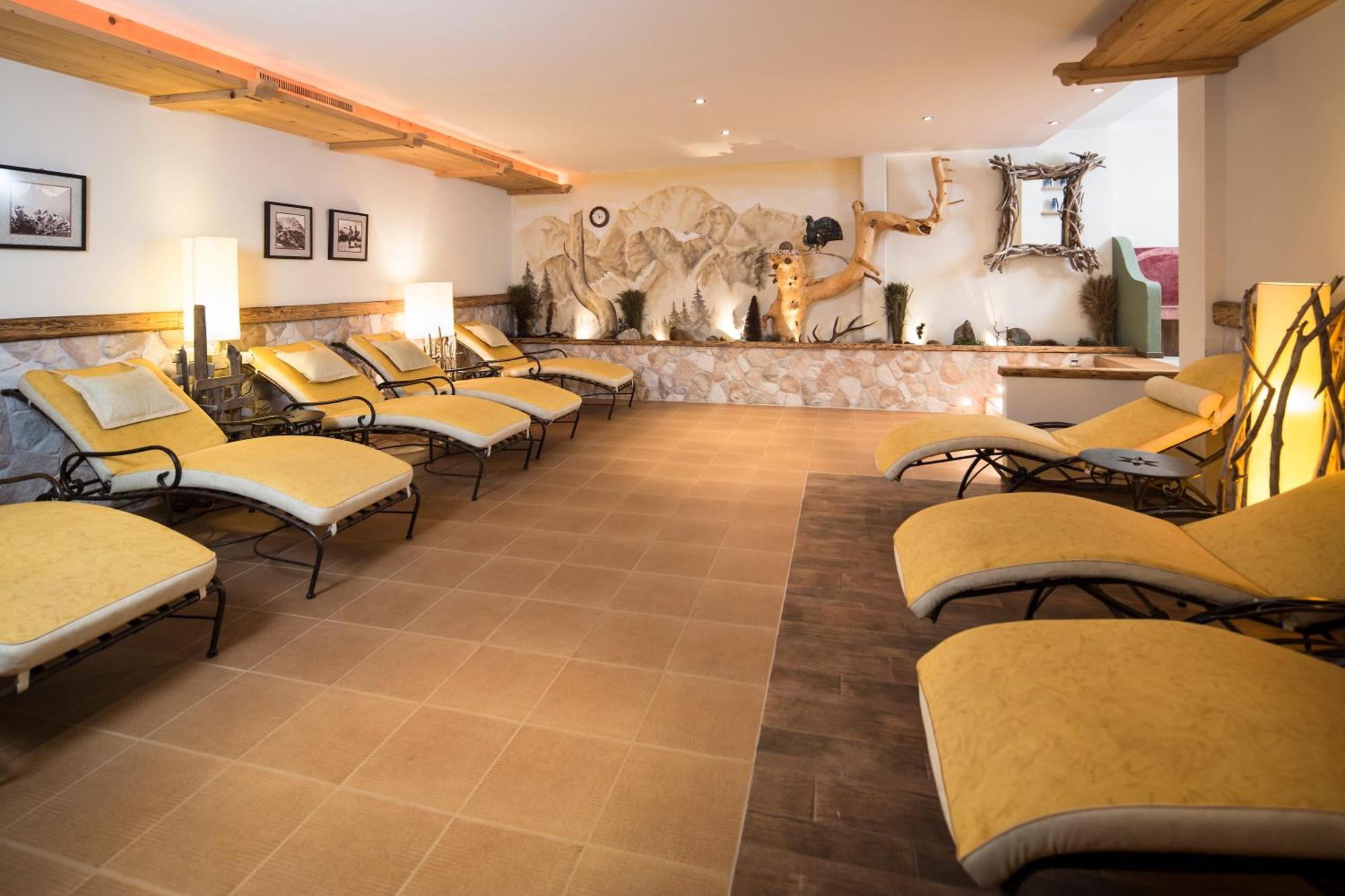Hotel Jaegerhof Майерхофен Екстериор снимка