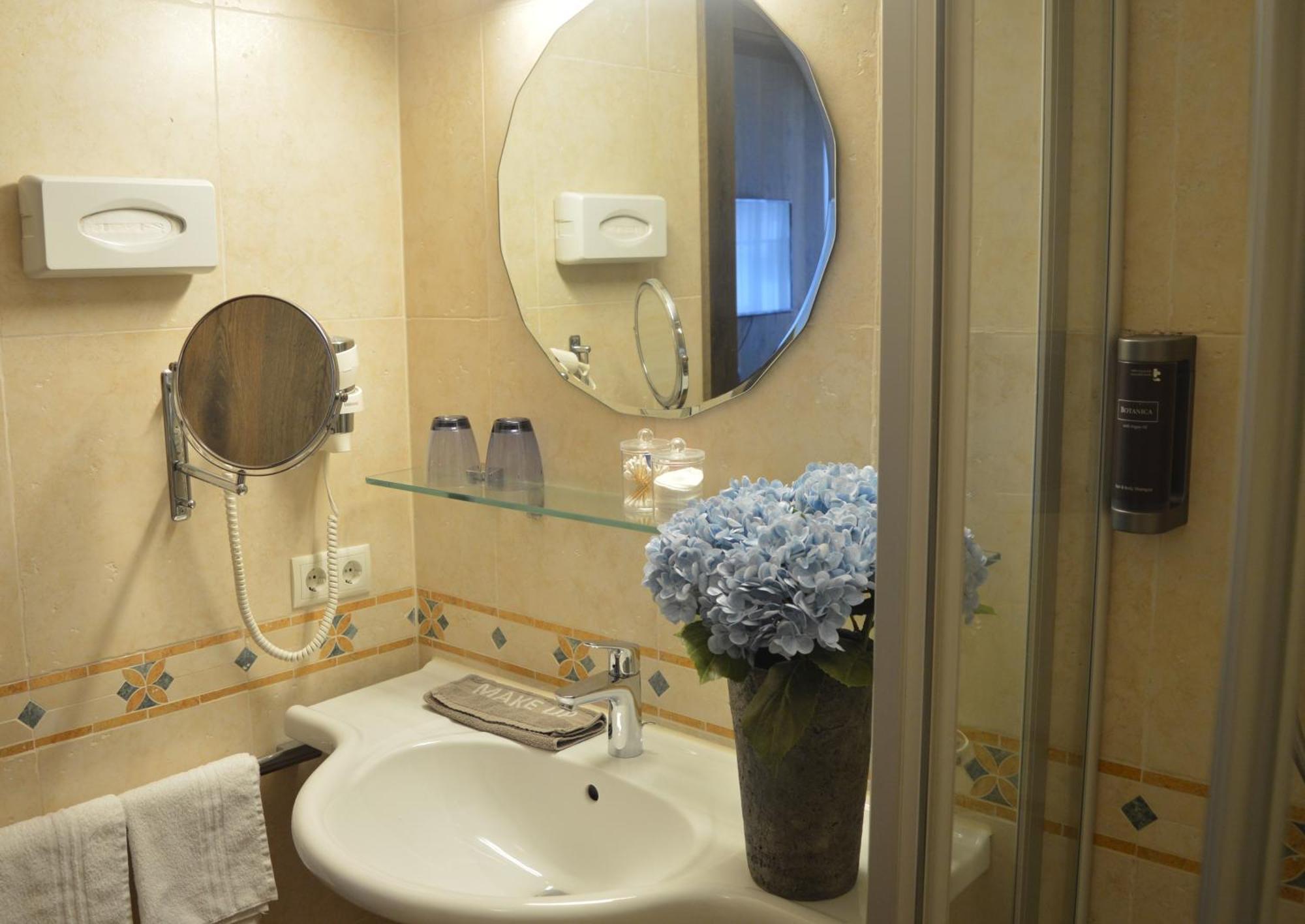 Hotel Jaegerhof Майерхофен Екстериор снимка